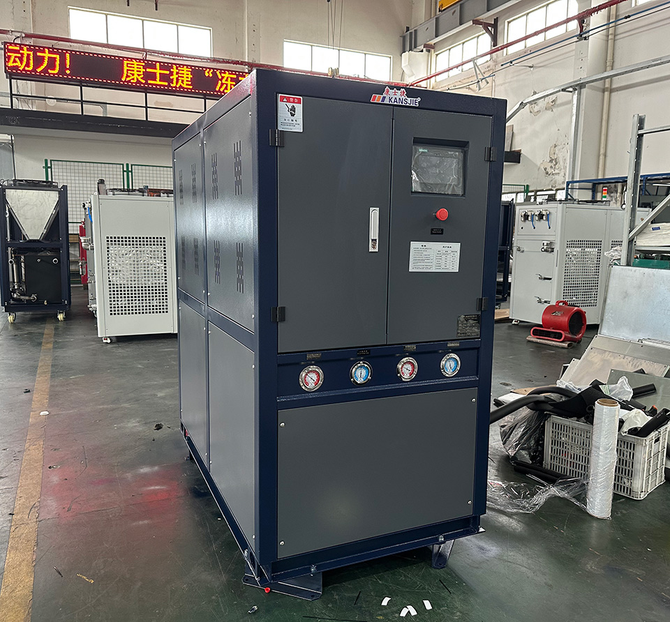 活塞式復(fù)疊制冷機(jī)組